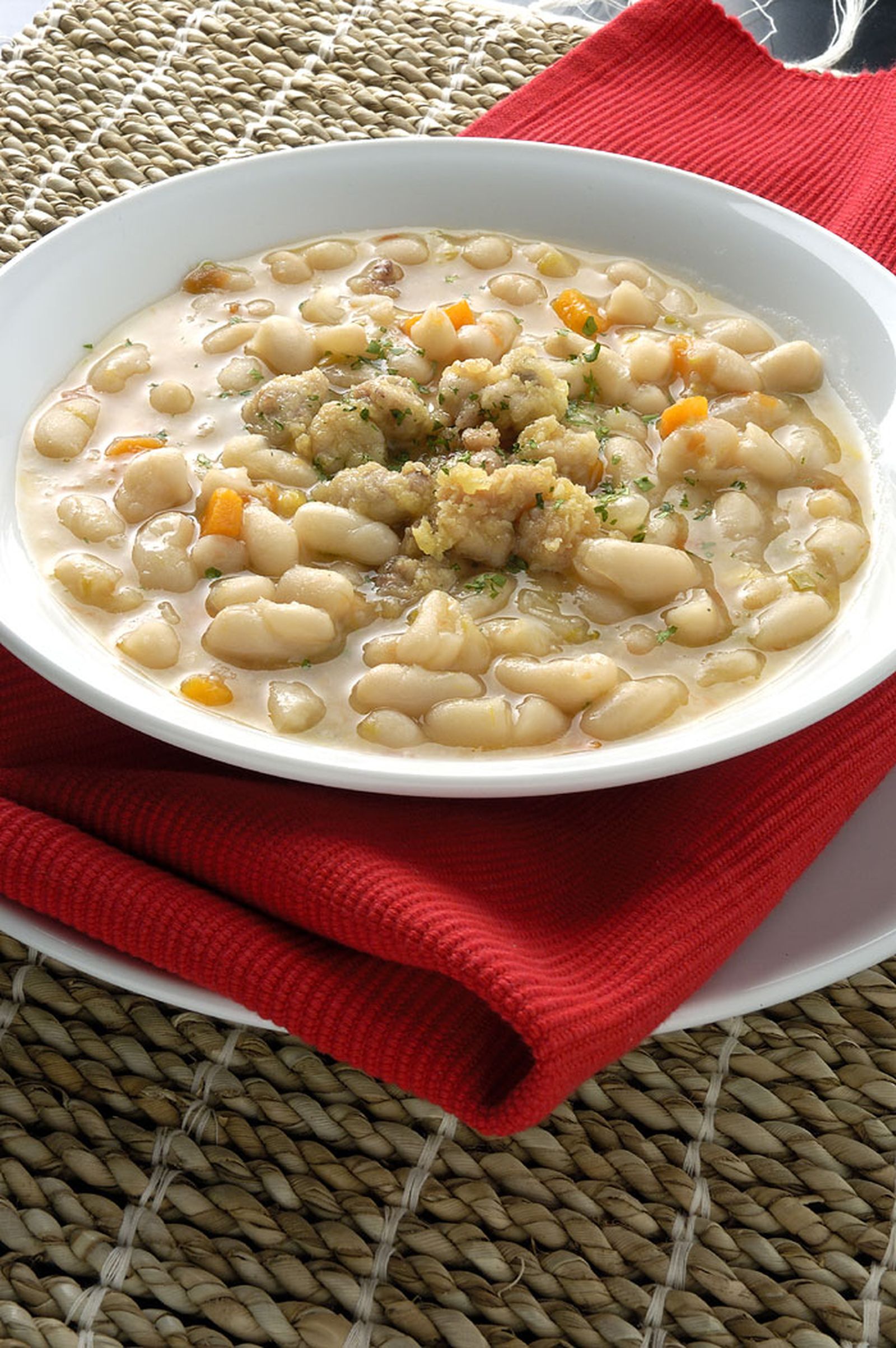 Alubias blancas con mollejas de cordero