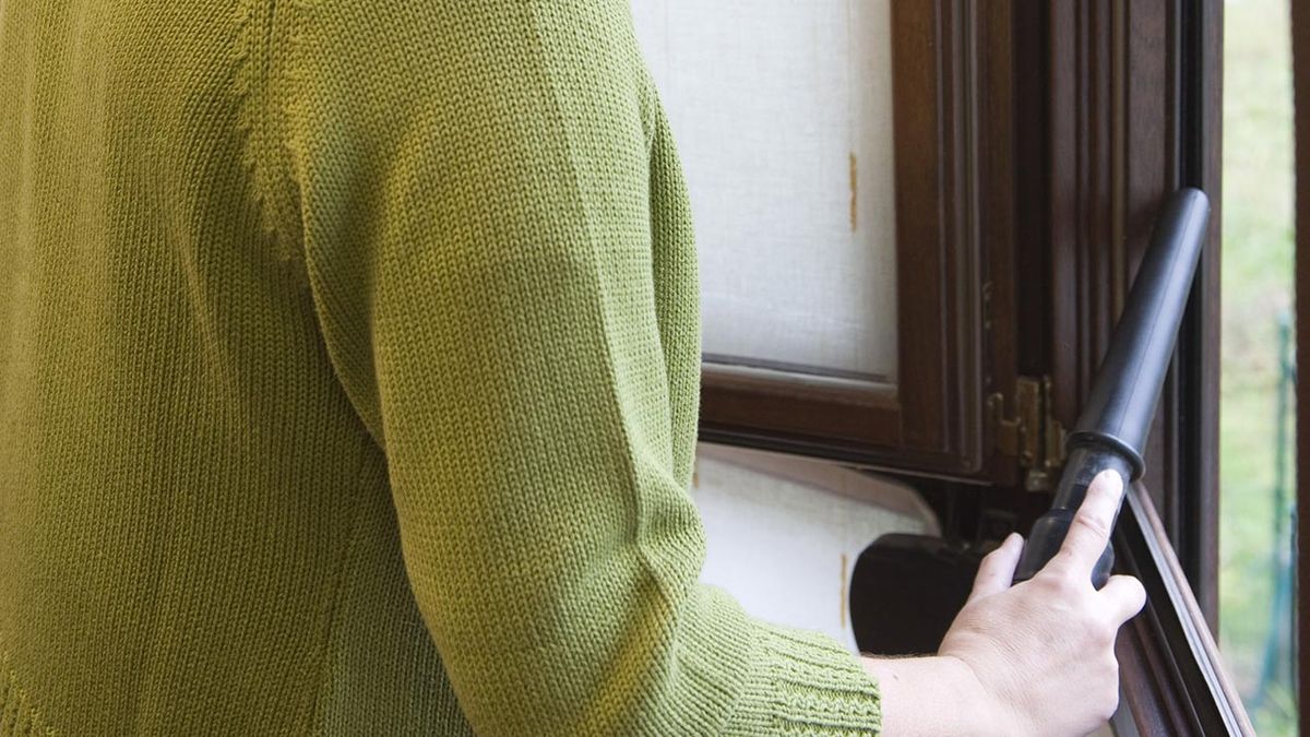 brico 0540 2 limpieza mantenimiento persianas p7