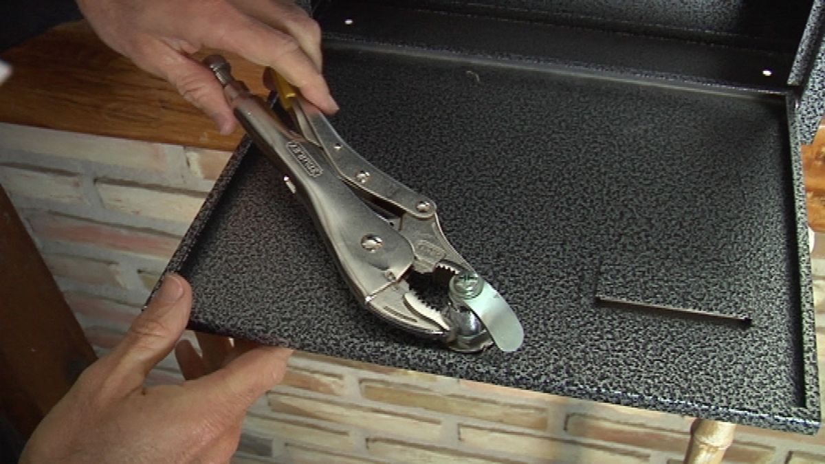 Cerradura de combinación para buzón paso 5