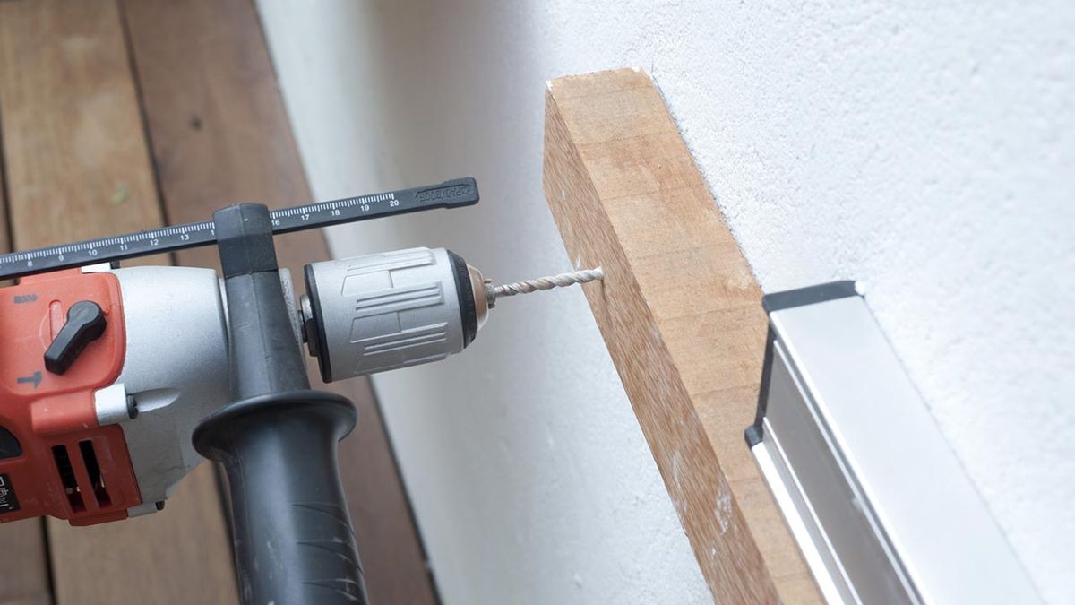 Bricomania 711 Mesa y bancos abatibles p13