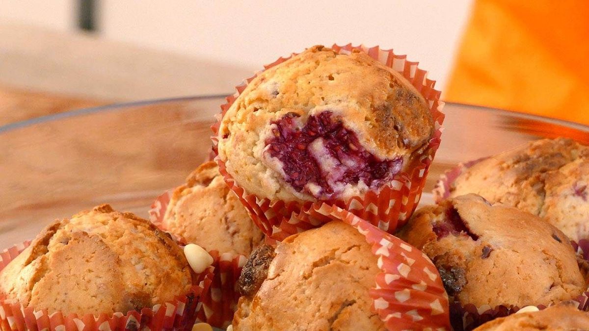Receta de muffins de frambuesas y chocolate blanco  paso 7