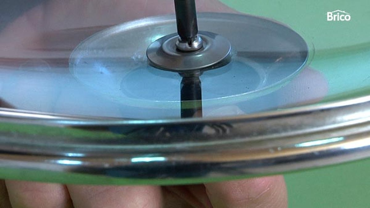 Solución para una asa de una tapa paso 1