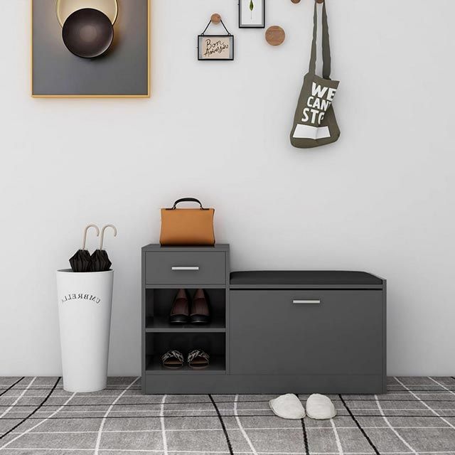 Descubre los muebles esenciales para decorar la entrada de la casa 8