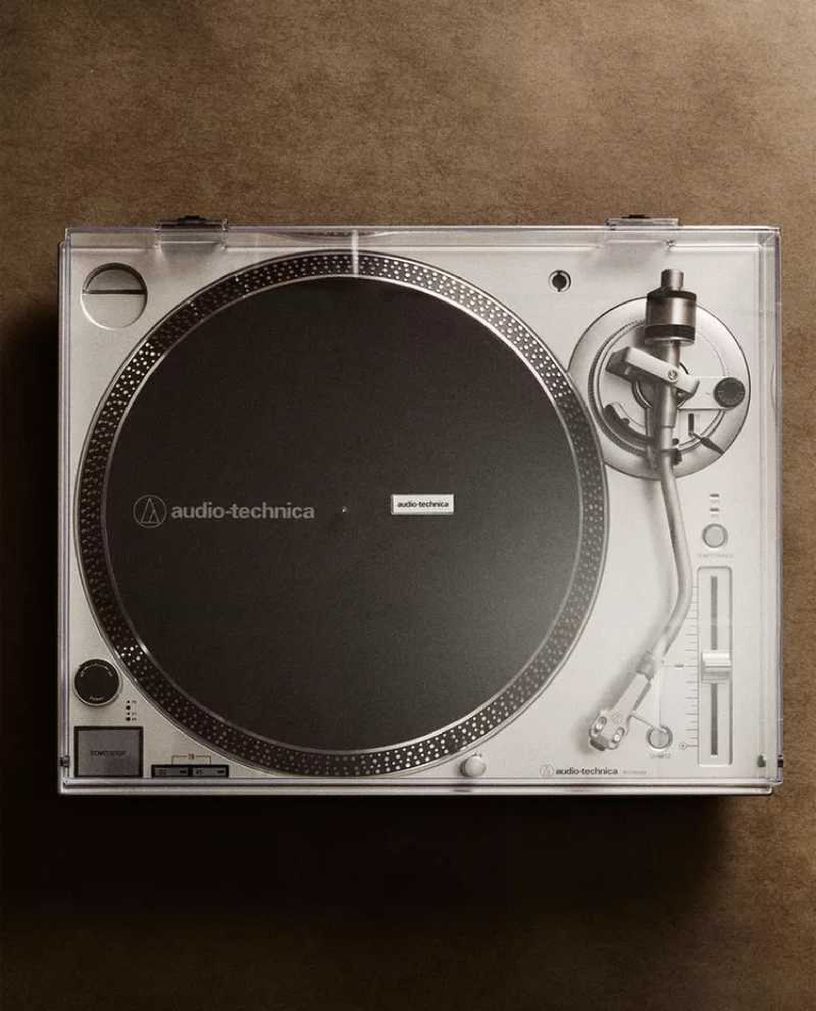 Tocadiscos Audio Technica.