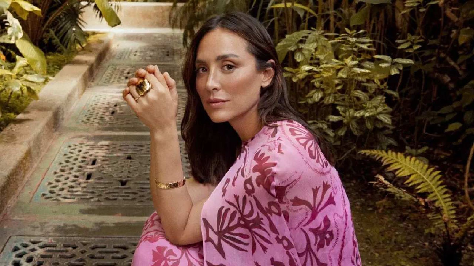 Tamara Falcó posa con uno de sus looks TFP