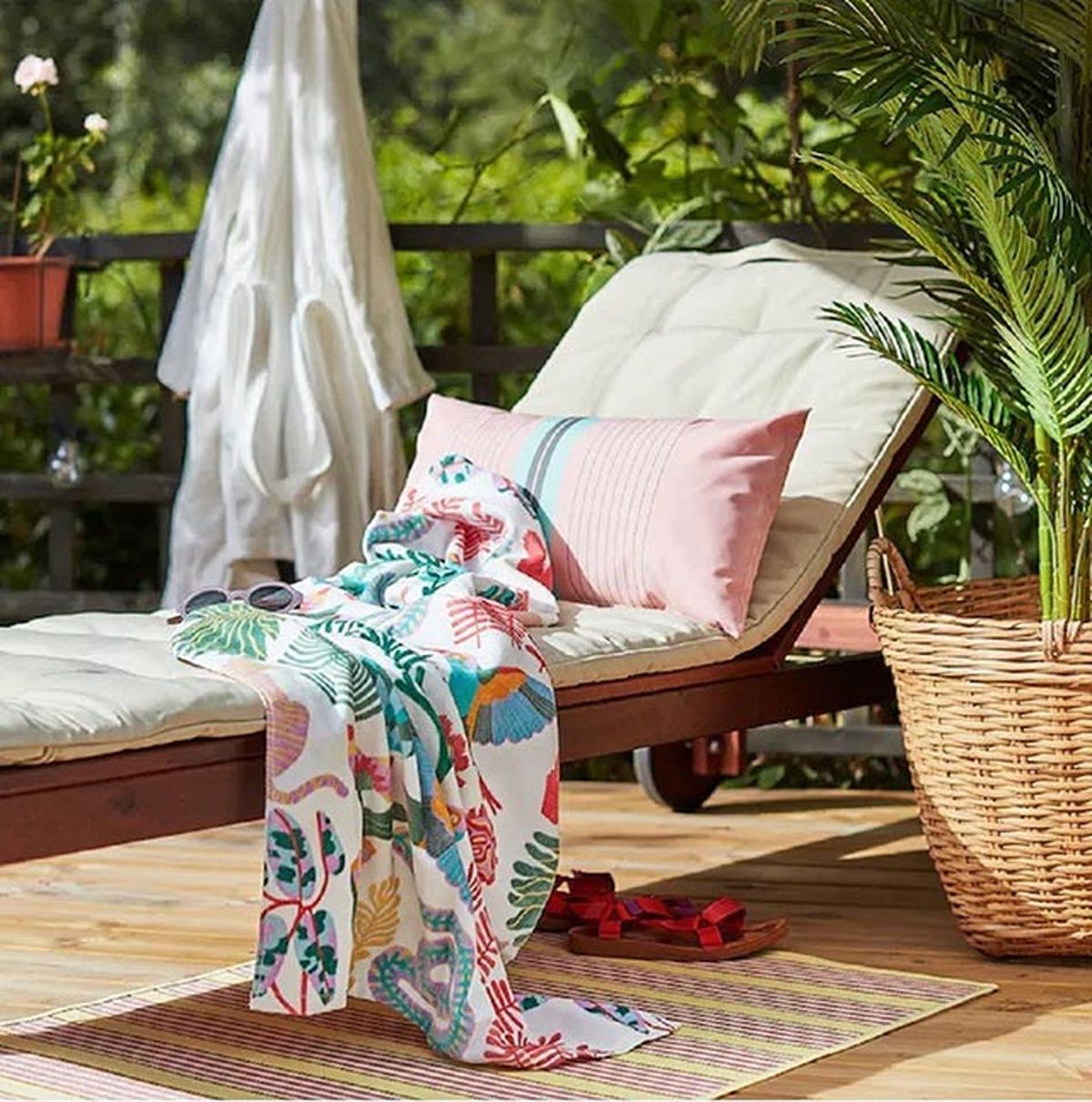 Tendencias en muebles de exterior que querrás tener en tu terraza o jardín 10