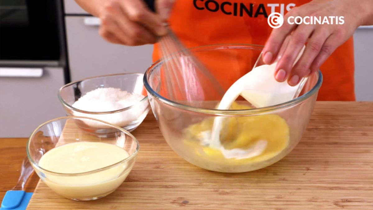 CTIS0605 receta flan de coco paso 1