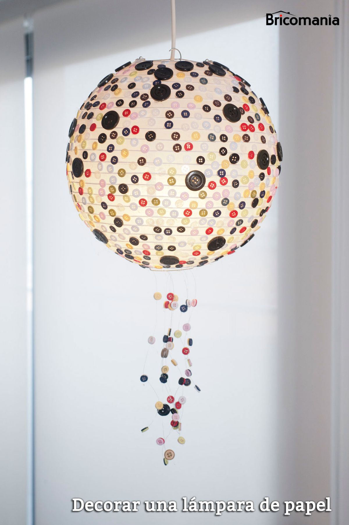 Decorar lámpara de papel