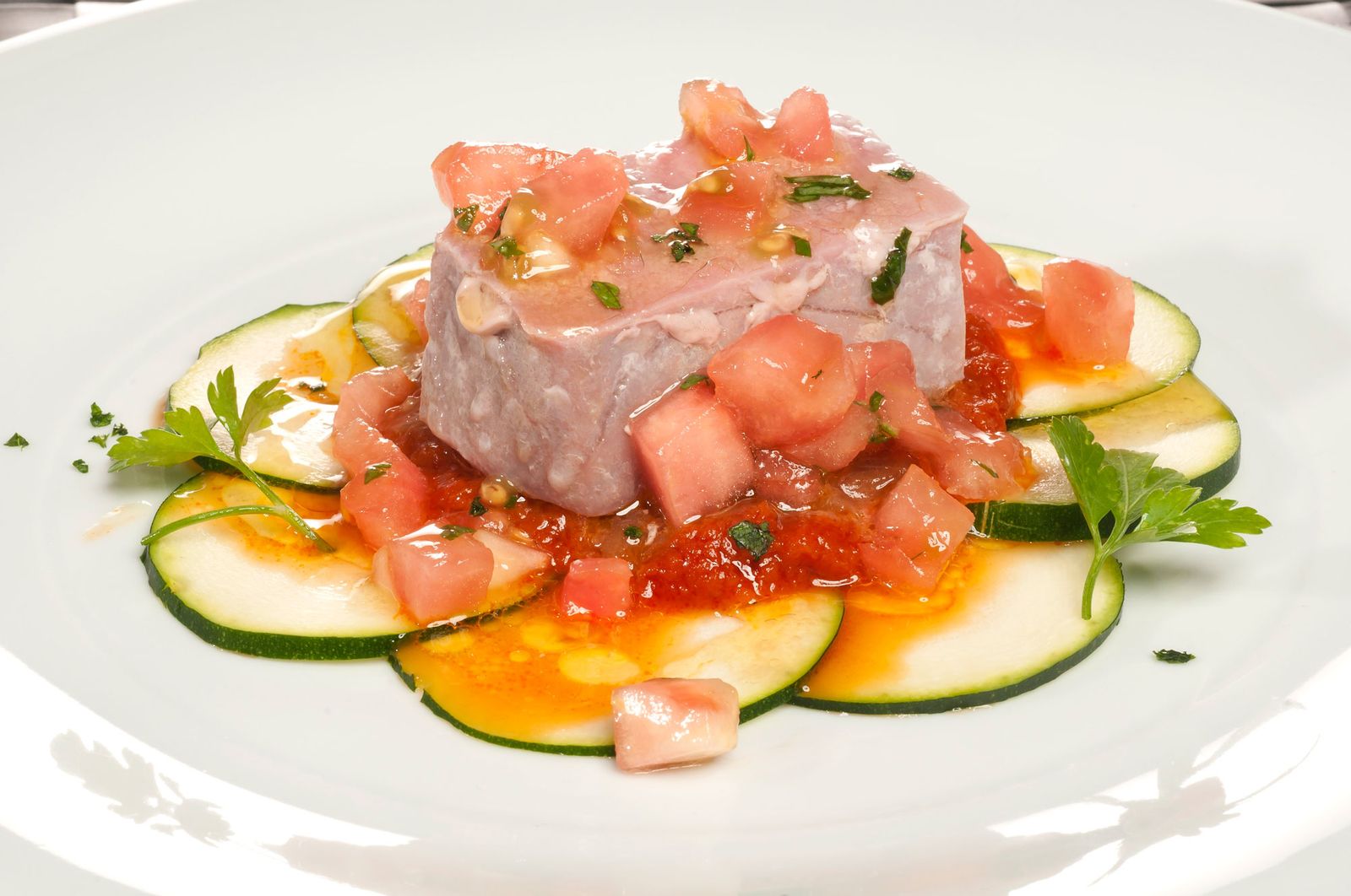 1651 Atun con tomate (835) xl