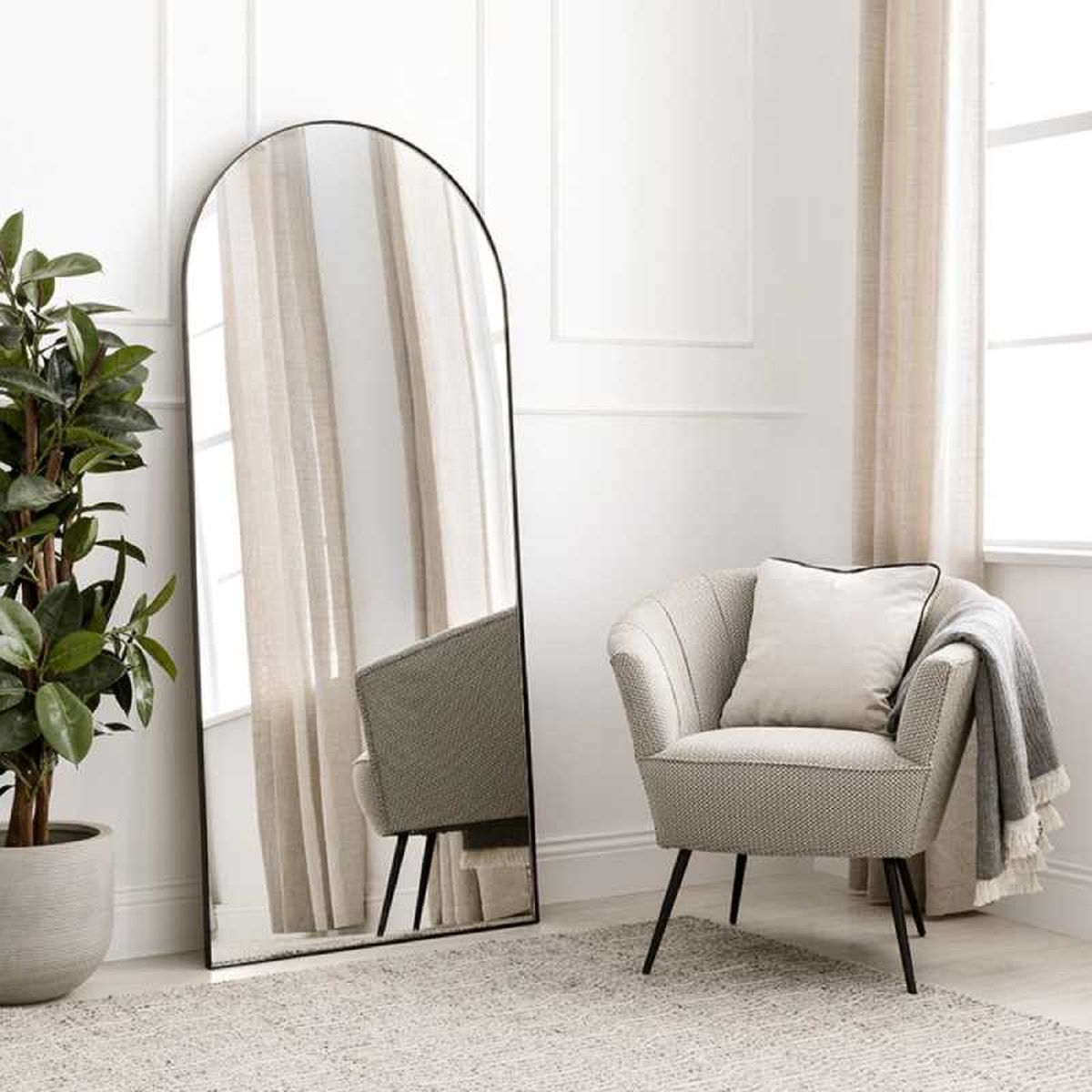 Estancia con espejo de cuerpo entero Lena.