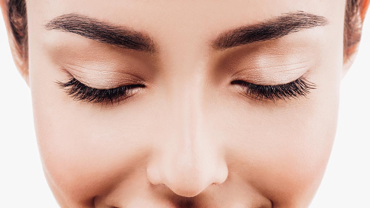 remedios hacer crecer cejas