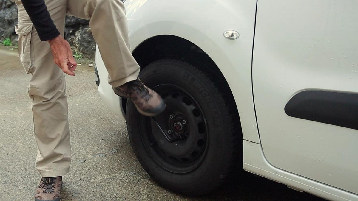 Cómo utilizar un caballete con cremallera paso 1