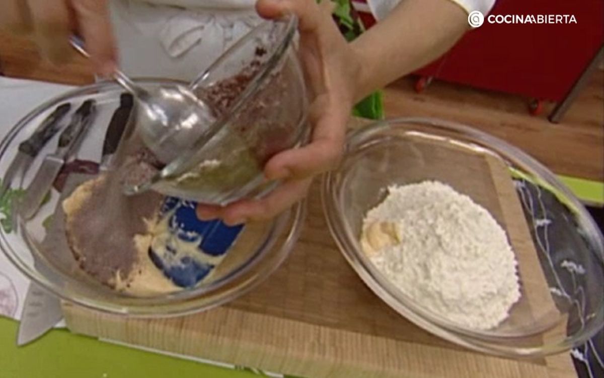 Magdalenas de colores - paso 2