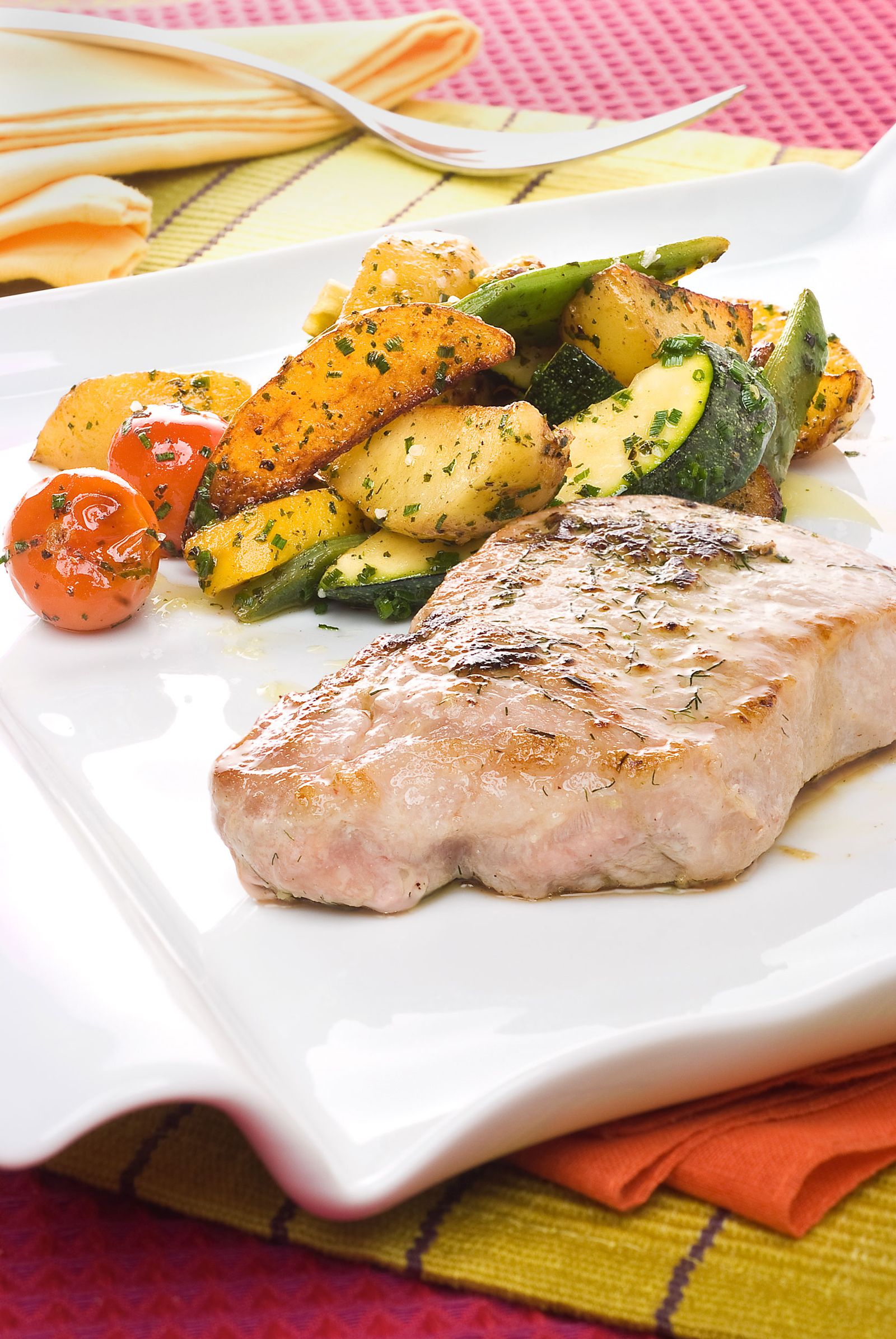 Entrecote de cerdo con salteado veraniego