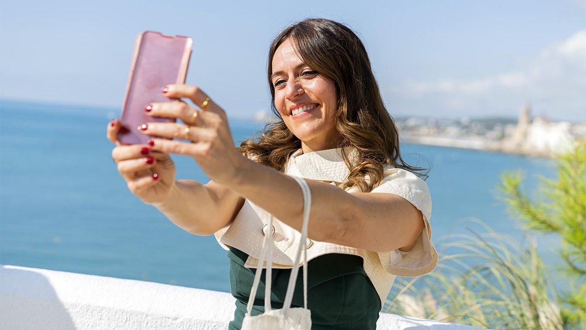 irati de la mitologia vasca a los looks originales de sus protagonistas en el festival de sitges portada