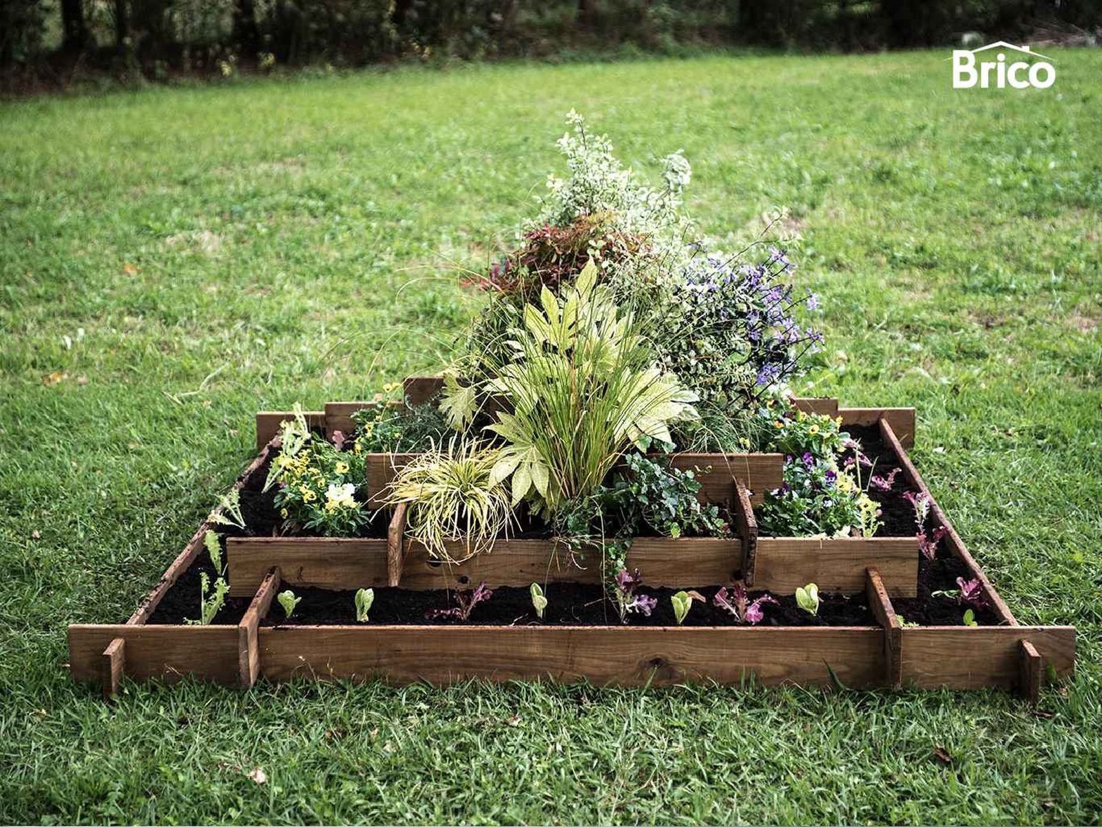 Huerto en forma de pirámide