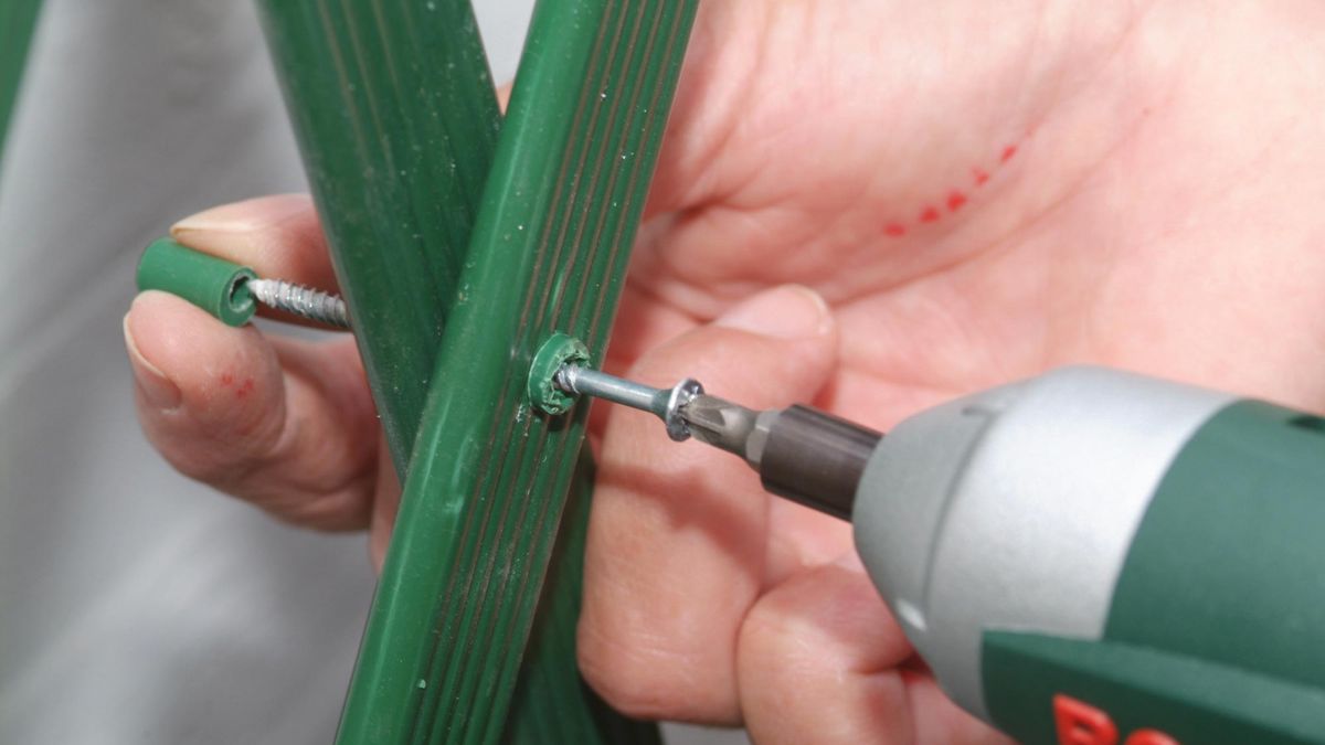 Instalación de celosía en jardín paso 7