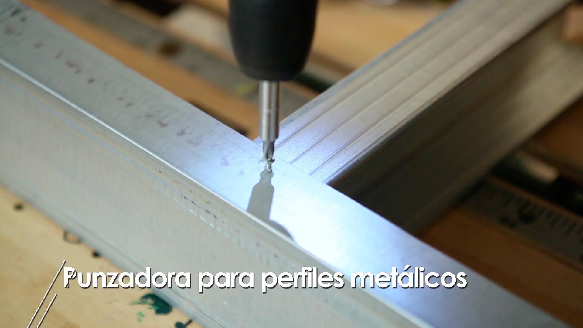 Punzonadora para perfiles metálicos paso 2