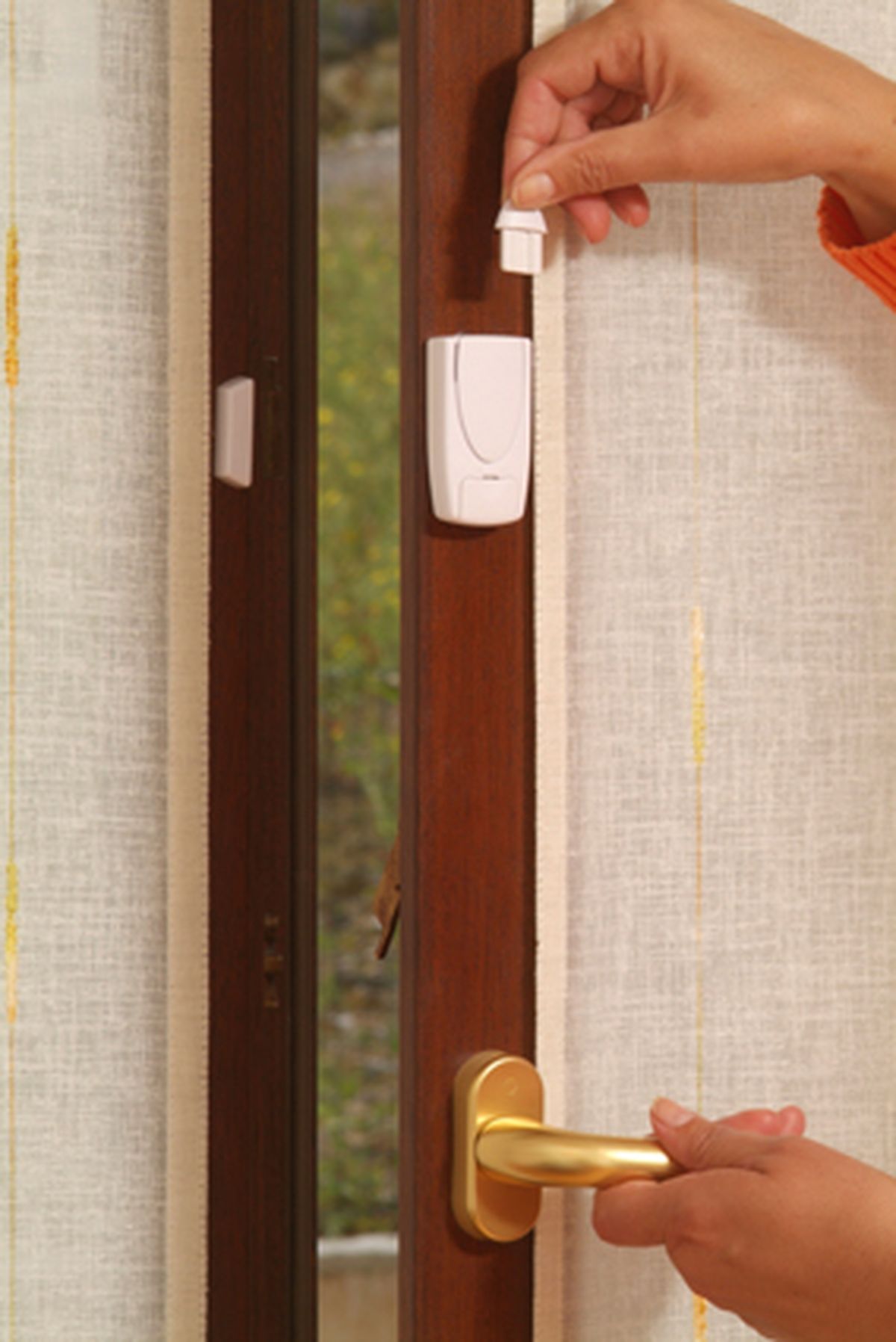 Instalar alarma en ventana paso 6