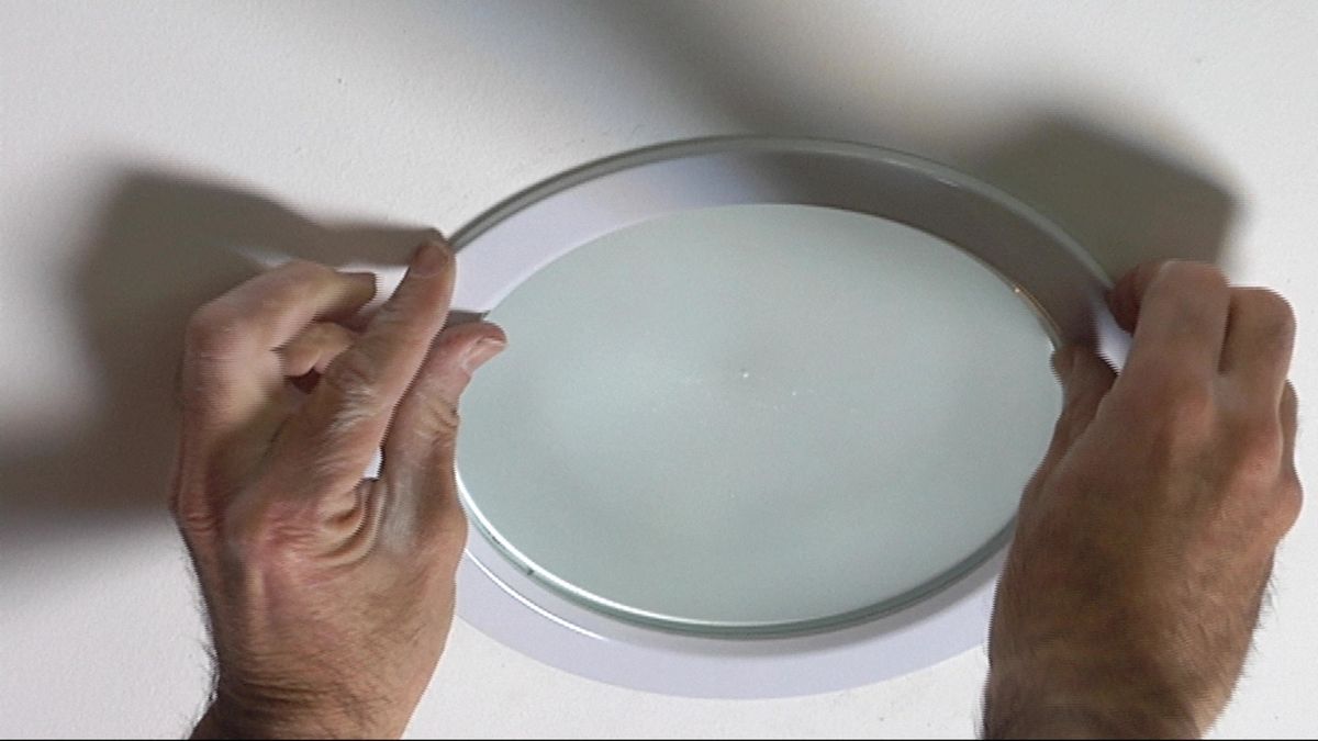 Sustituir foco encastrado paso 8