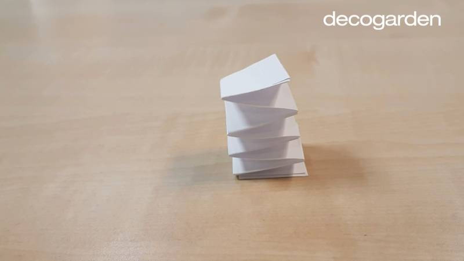Muelle de papel.