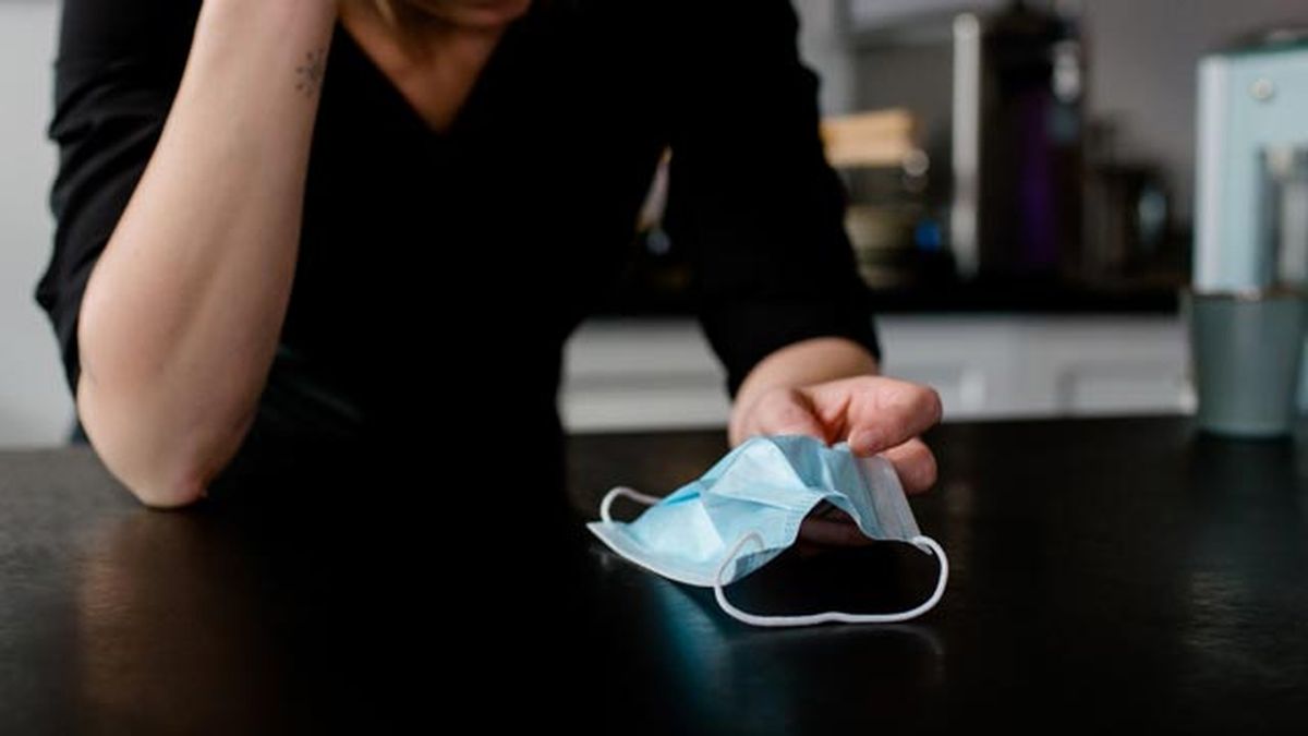 errores frecuentes peligrosos del uso incorrecto de la mascarilla lavarse manos