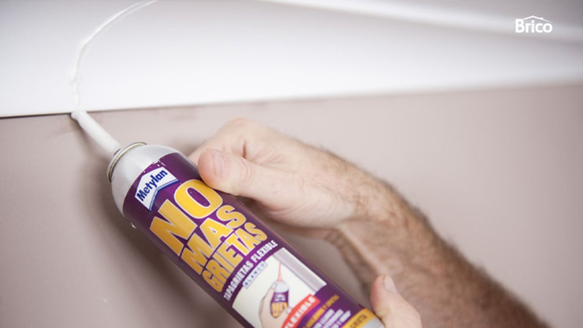 brico 0593 colocar molduras decorativas techo paso 6