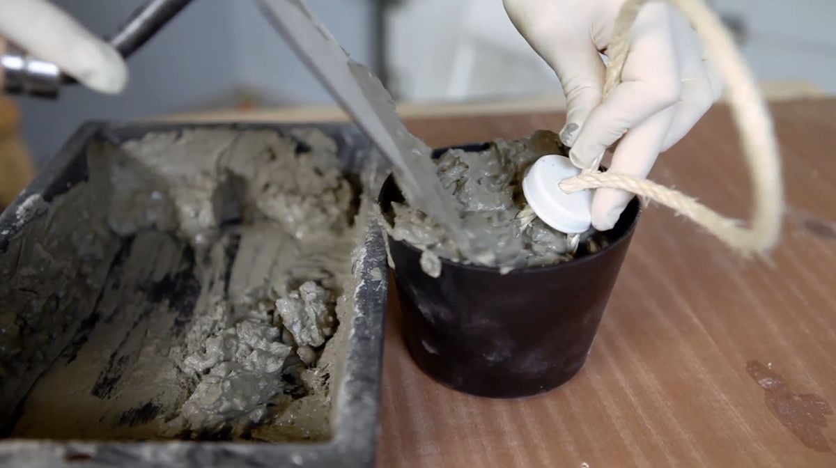 Hacer un retenedor de puerta paso 7