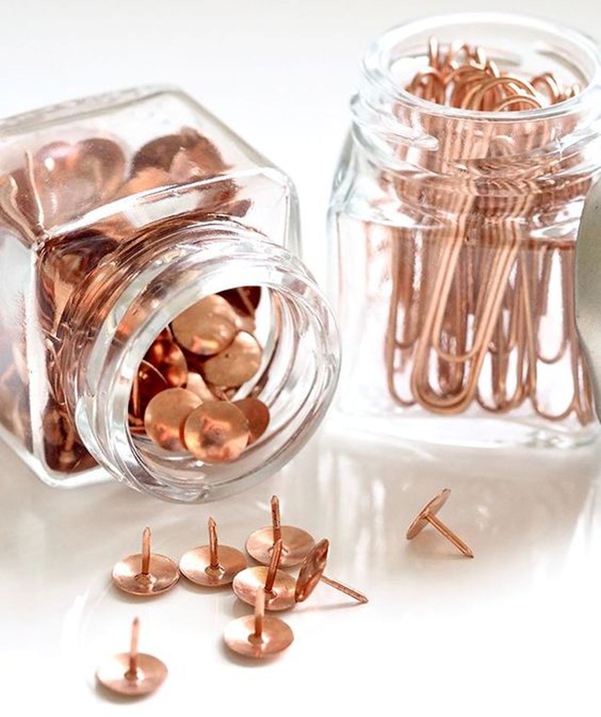 reutilizar frascos vidrio chinchetas y clips pinterest hazte sostenible