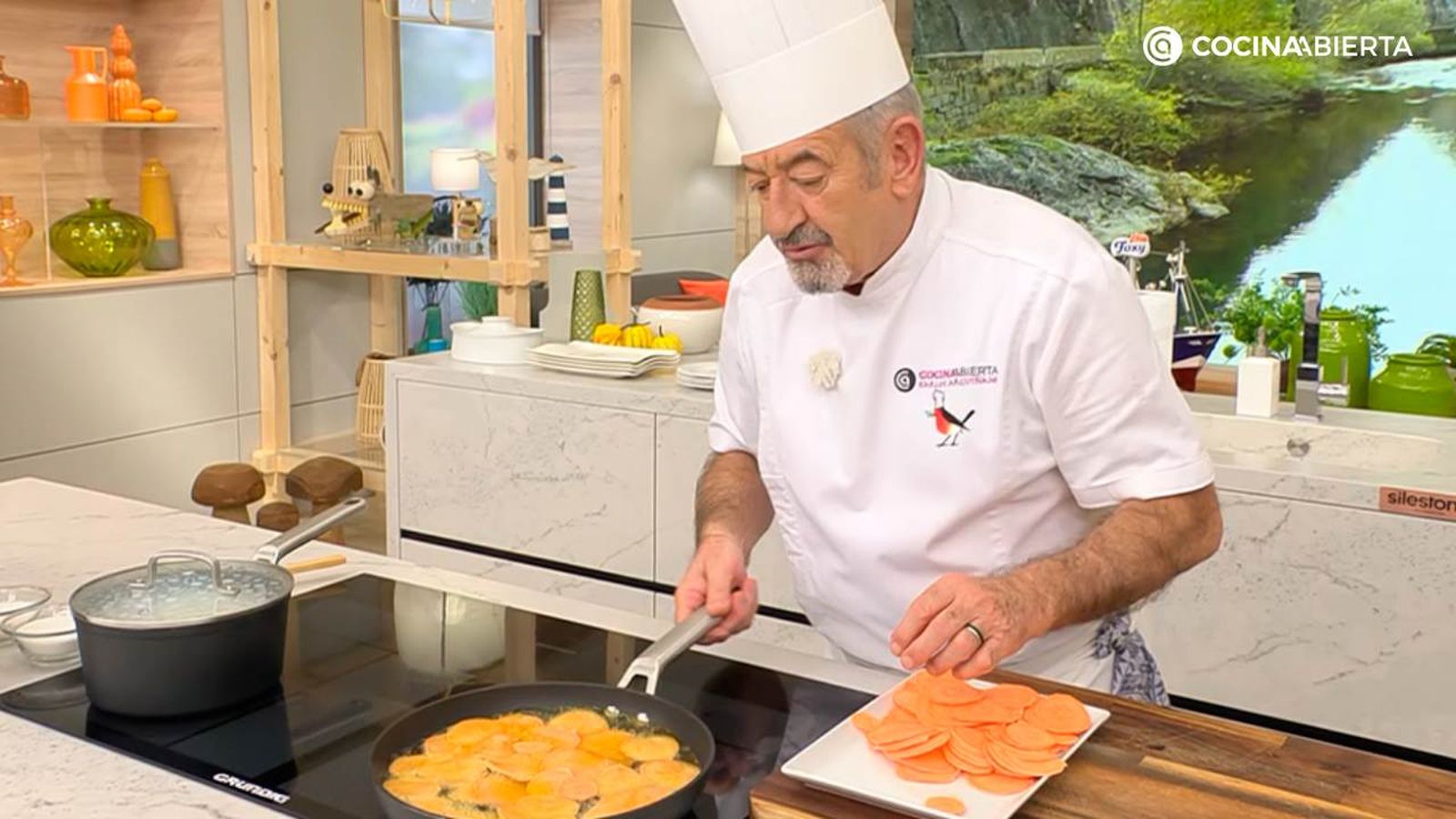 Chips de boniato, un aperitivo fácil de Karlos Arguiñano