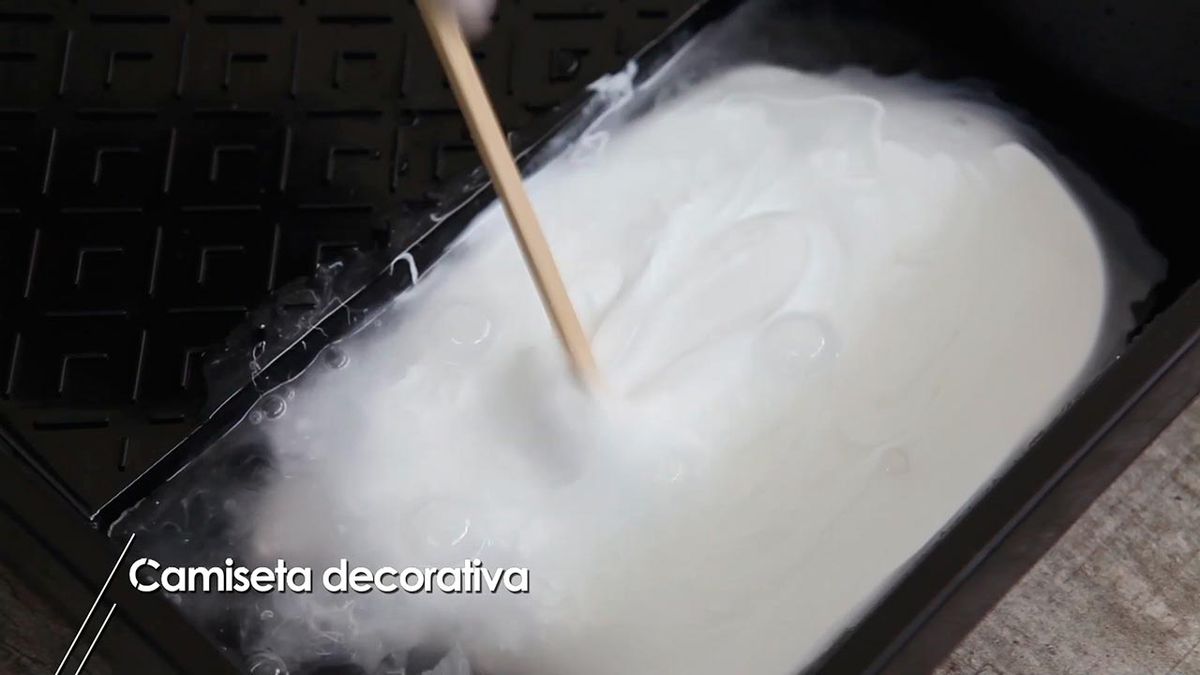 Camiseta decorativa para colgar en la pared paso 1