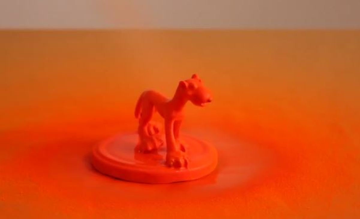 Decorar tapas de tarros de cristal con muñecos paso 2