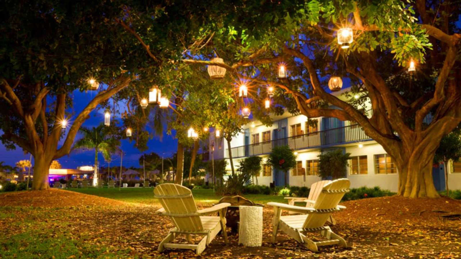 Iluminación en jardín