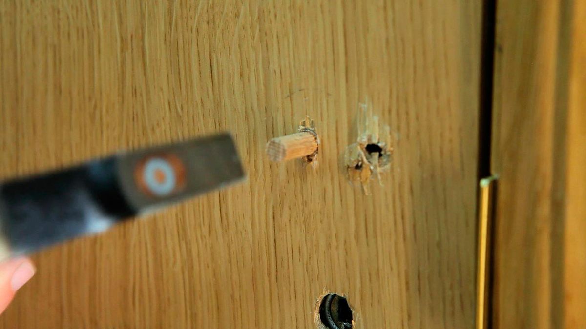 Reforzar sujeción de manilla paso 6