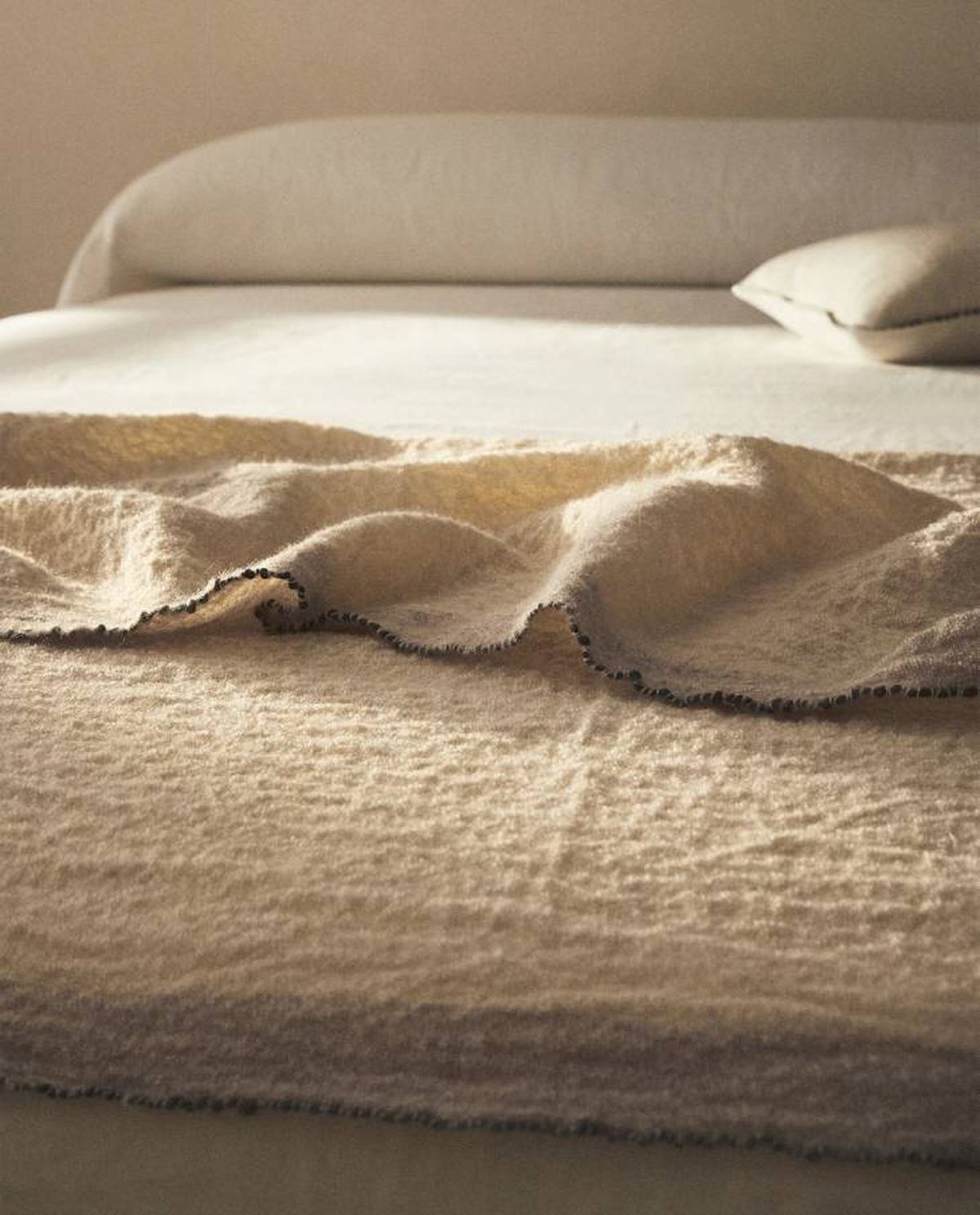 manta textura rugosa zara home
