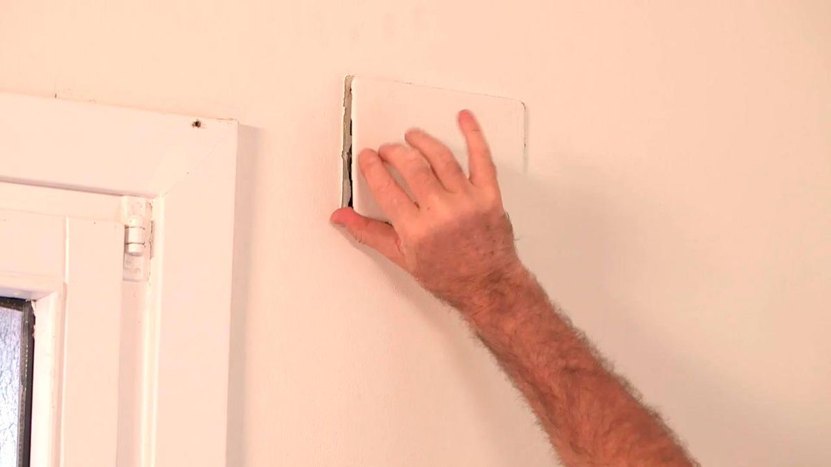 Cómo multiplicar enchufes en la pared paso 8