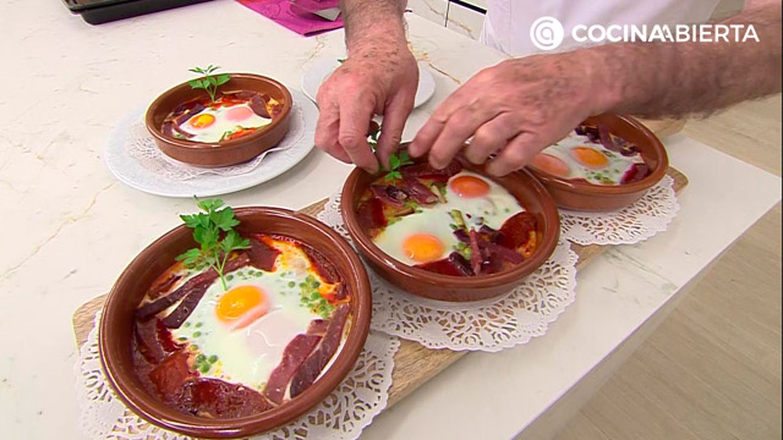 KARL6769 huevos lato p5