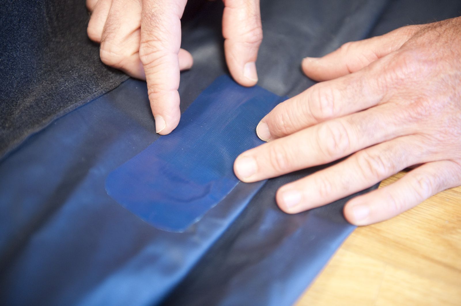 brico 0618 1 reparar colchoneta