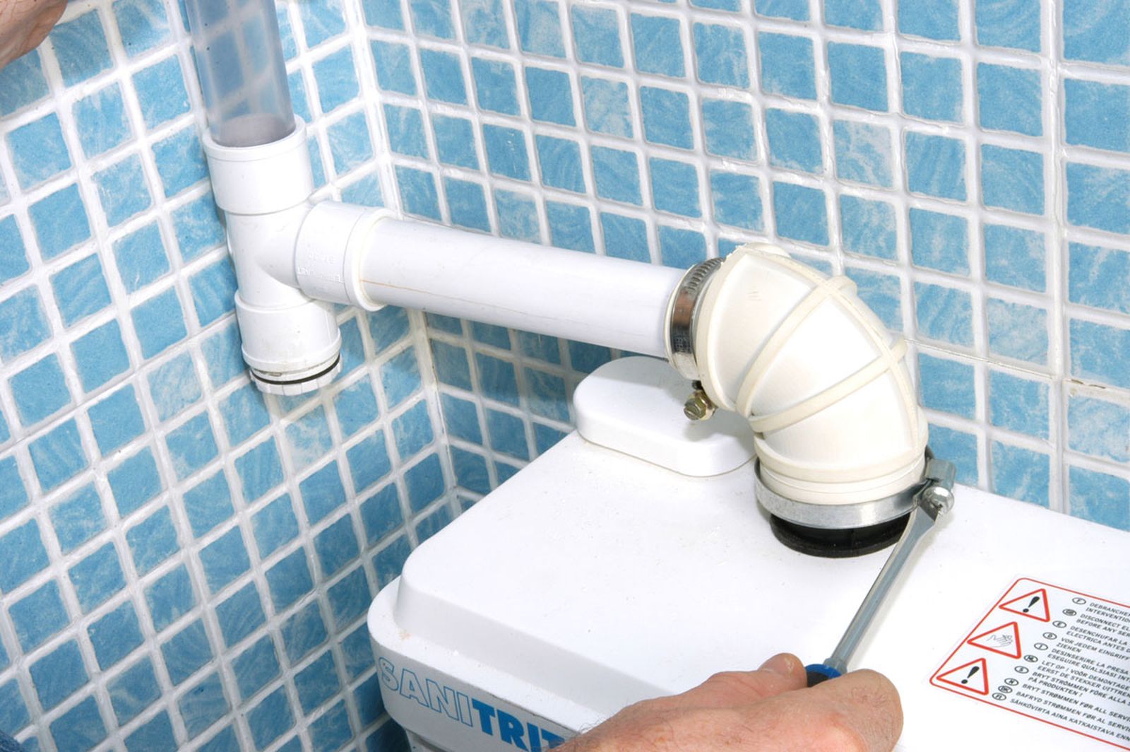 Como instalar un triturador sanitario paso 19