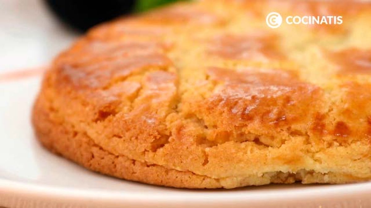 Receta de pastel vasco con mermelada de cereza  paso 6