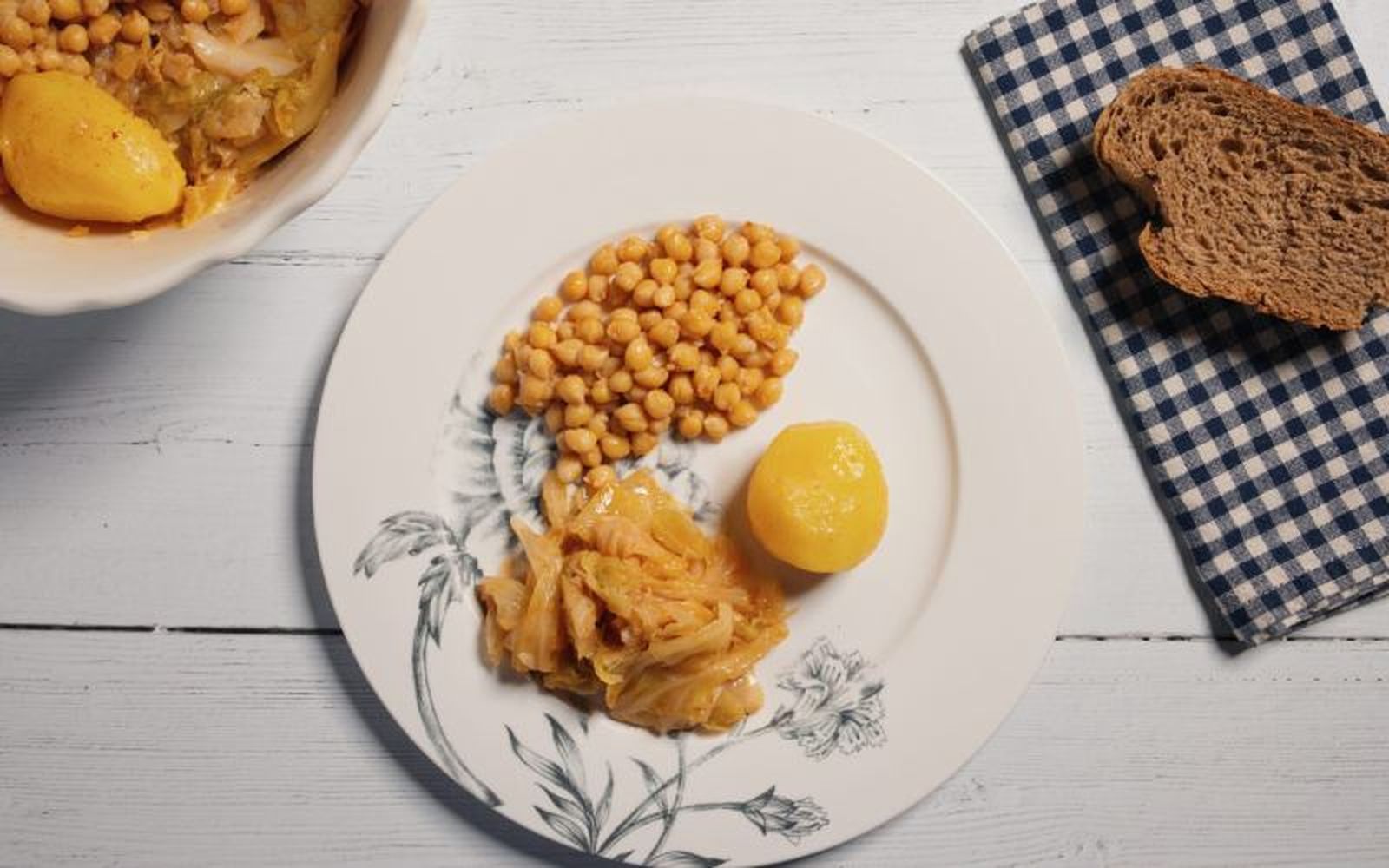 El segundo vuelco es el de los garbanzos y las verduras