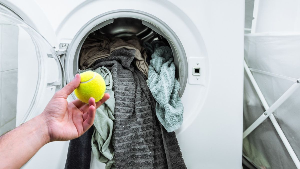 por que se meten pelotas de tenis en lavadora