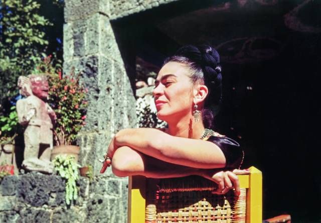 frida kahlo casa azul Taschen
