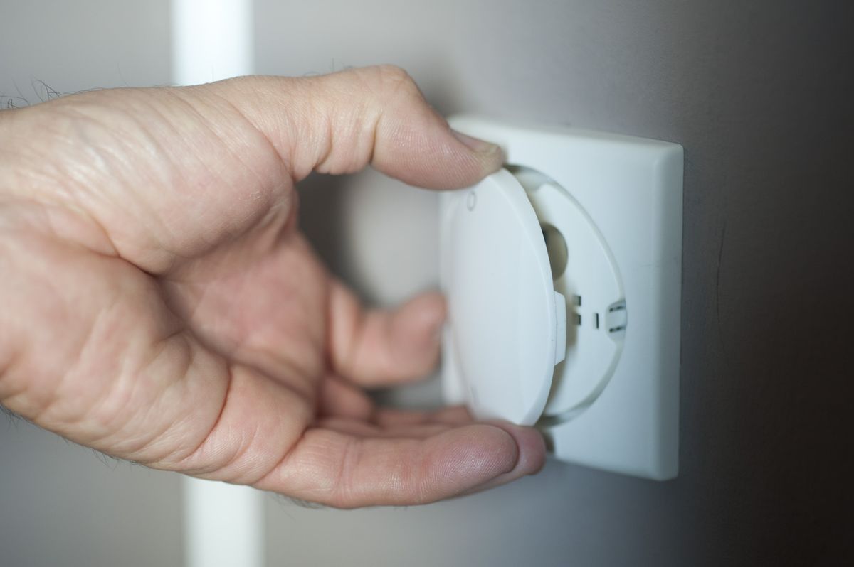 Bricomania 716 Interruptor con pulsador portatil p5