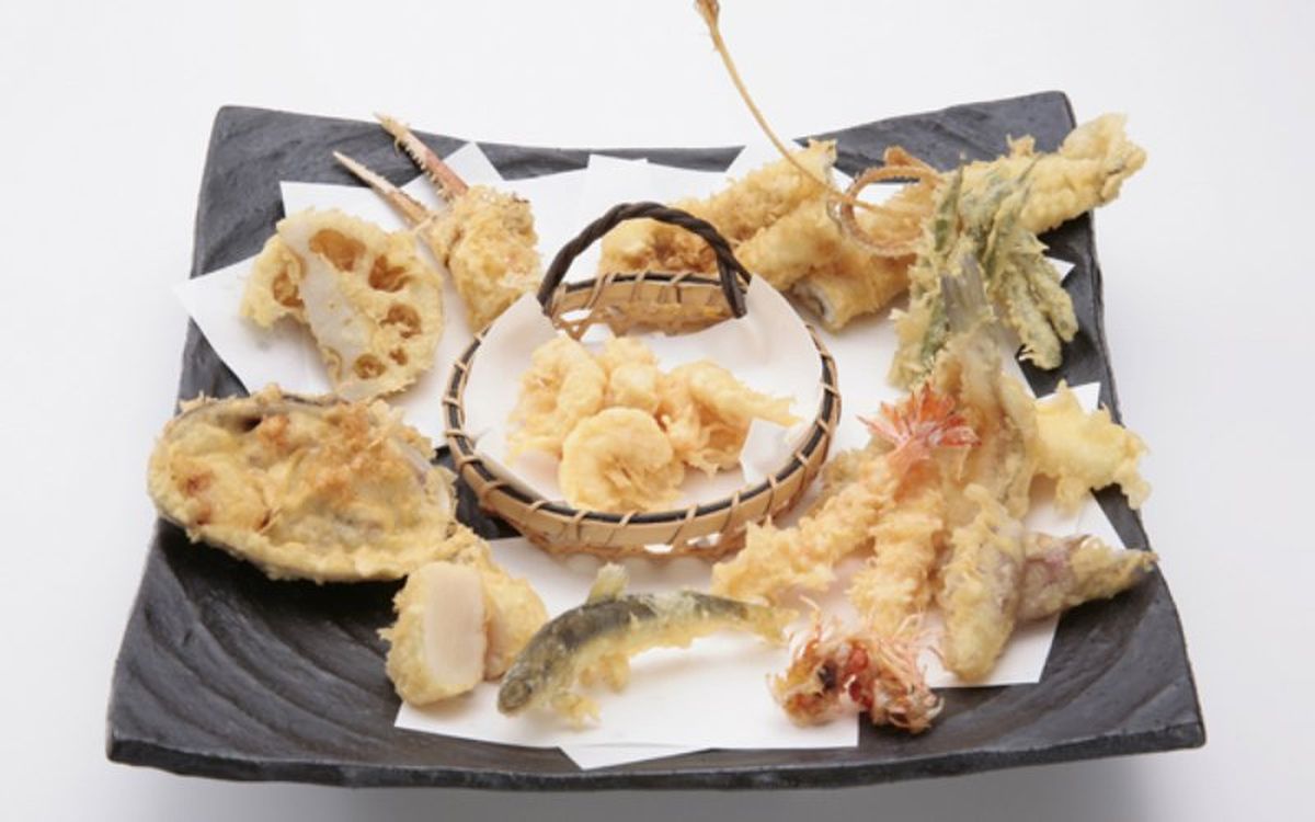 La tempura fue llevada por los occidentales a Japón en el siglo XVI