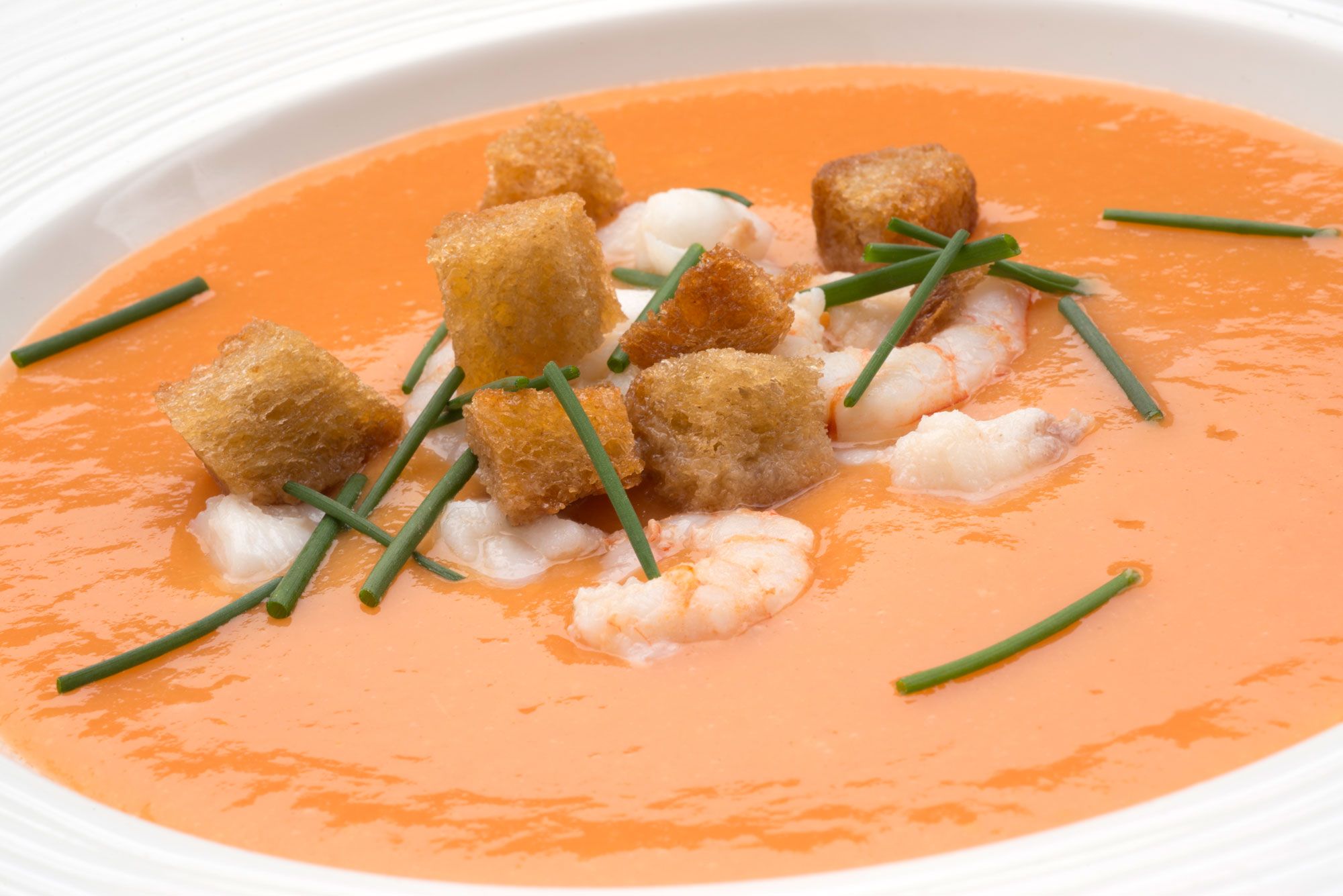 5802 salmorejo de mango con rape y gambas xl