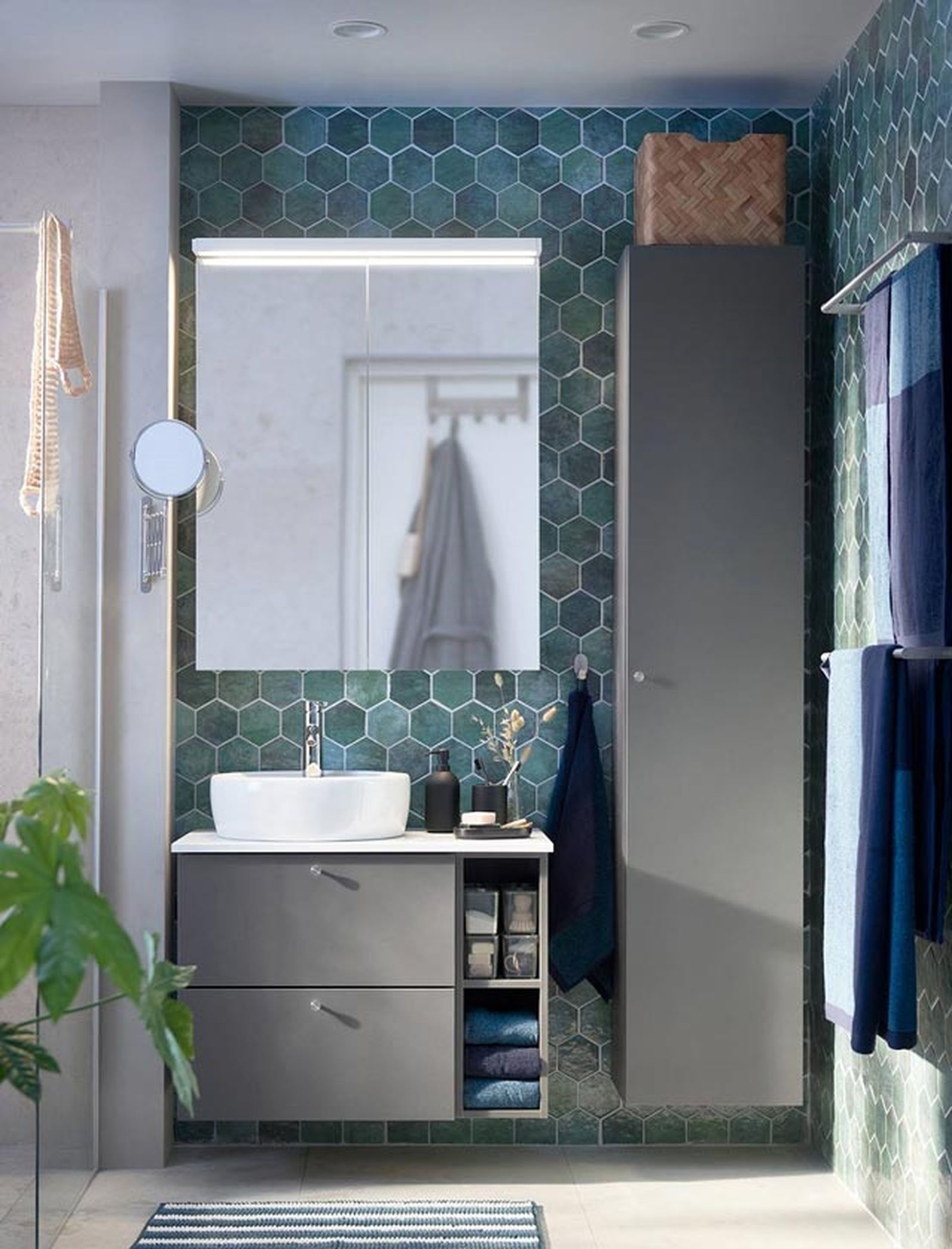 Claves para decorar un baño pequeño moderno y funcional 8
