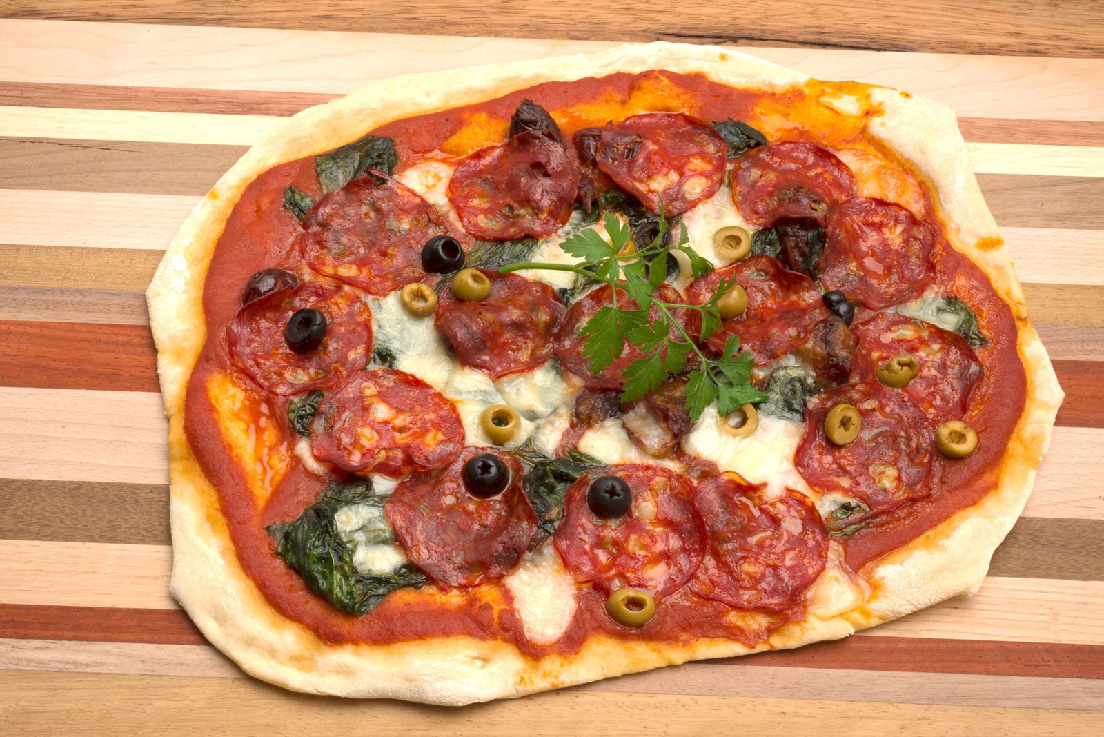 5659 1 Pizza de espinacas y chorizo (1044) editorial xl