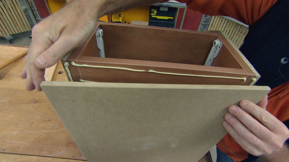 Bricomania 772 Cajon cuelga bicicletas p6