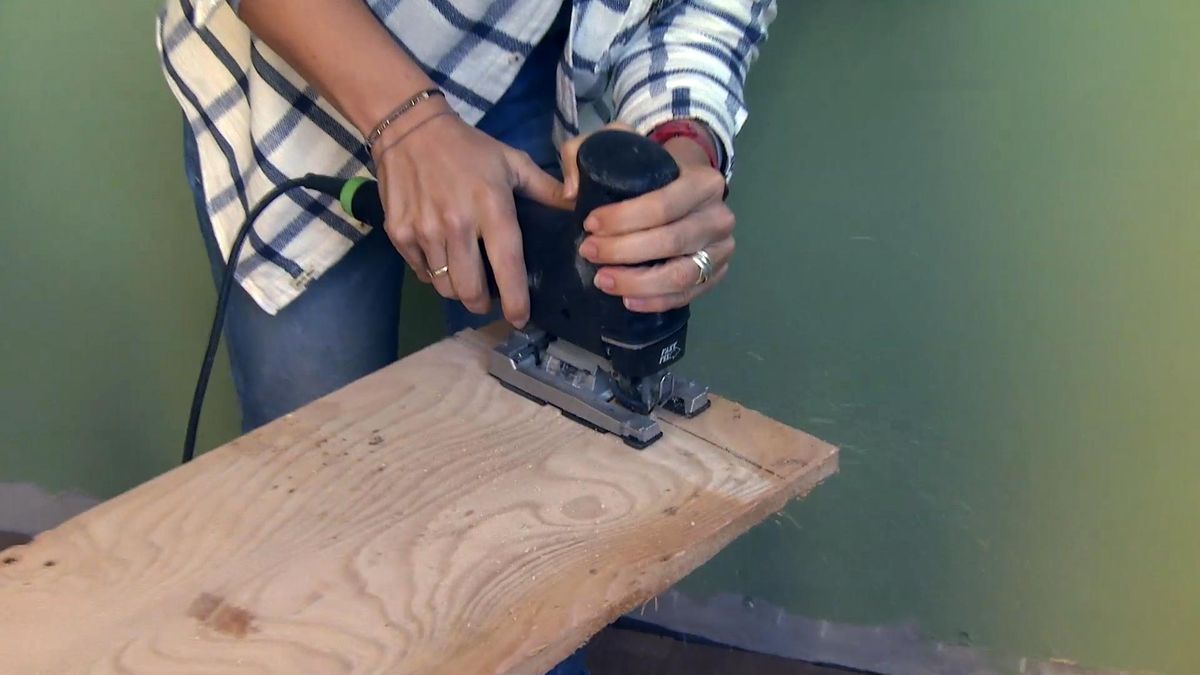 DEKO0716 revestir pared madera pino paso 1